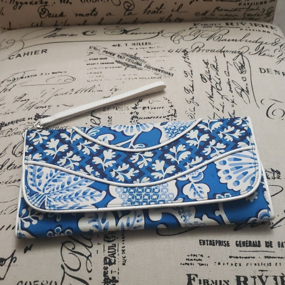 Vera Bradley wrislet